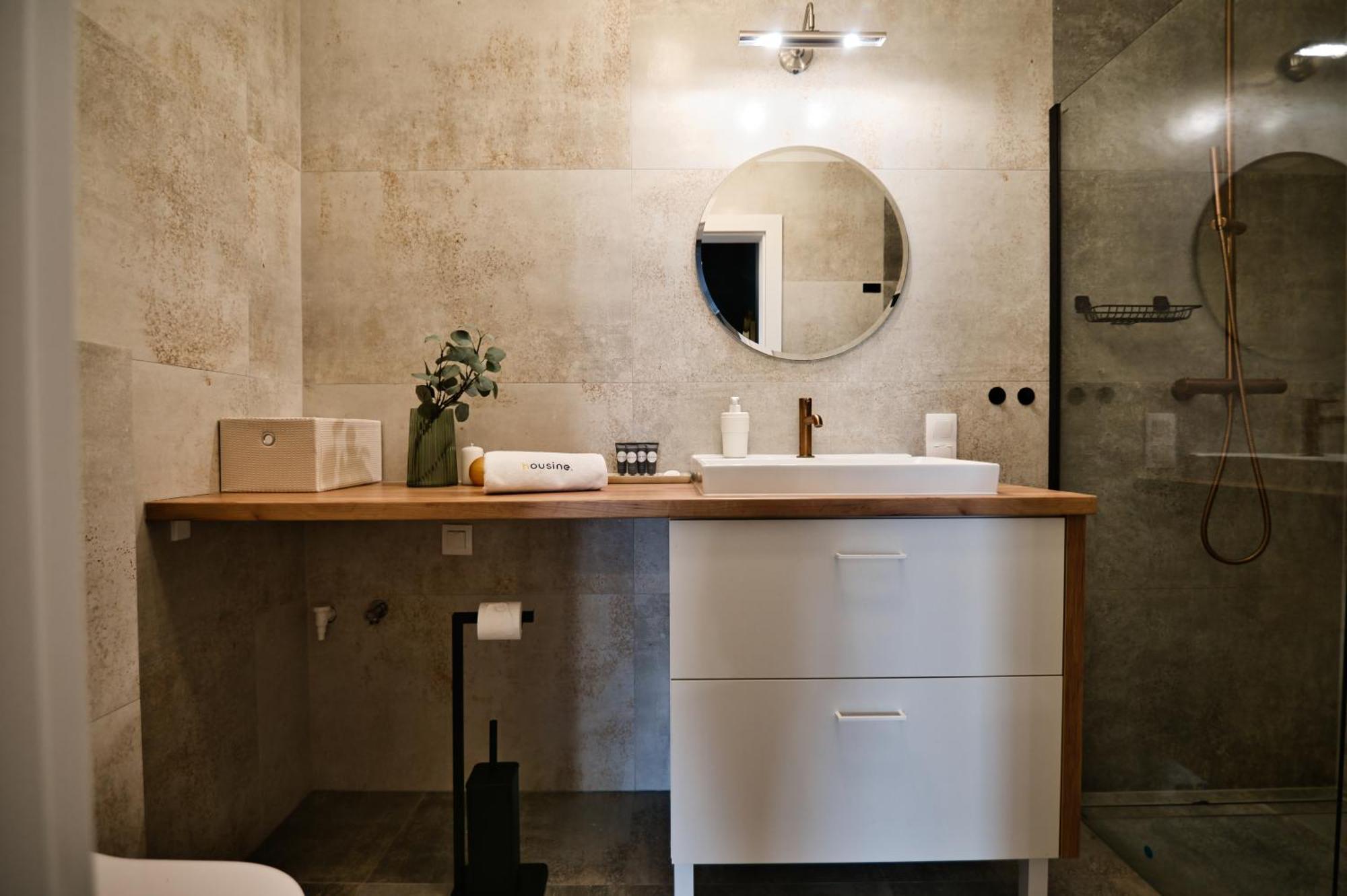 Pankrac 2 By Housine Apartment *